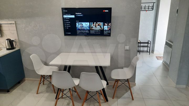 2-к. квартира, 47 м², 1/3 эт.