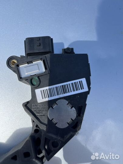 Renault megane 3 педаль газа