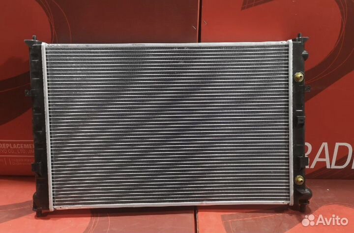 Радиатор двс mazda mpv lw