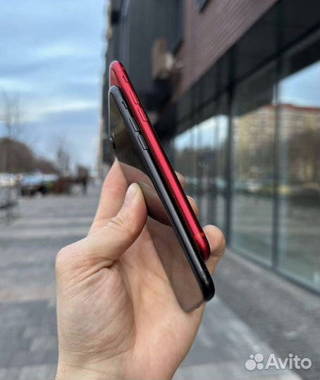 Оригинал iPhone SE 2020 (64gb)