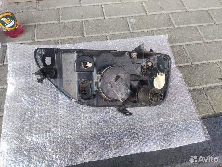 Фары на renault logan 1