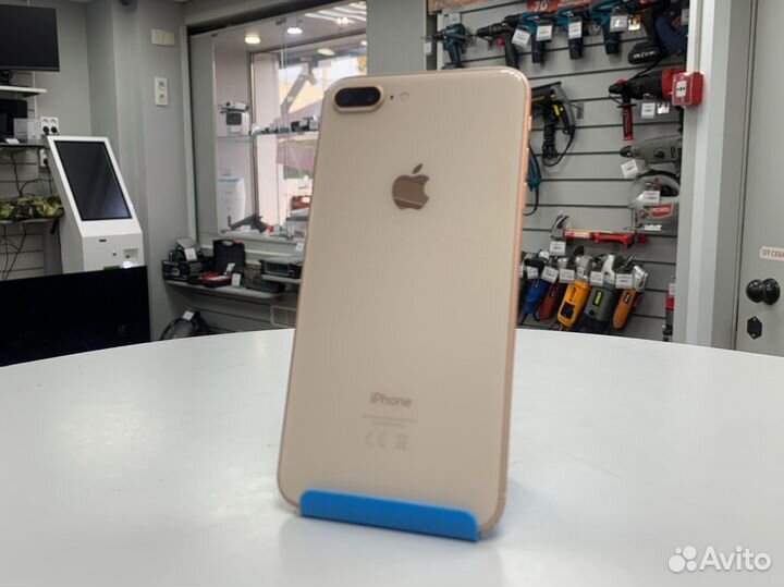 iPhone 8 Plus, 64 ГБ