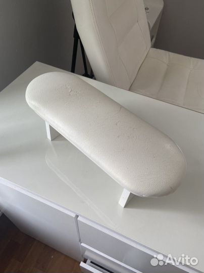 Подставка для рук маникюрная