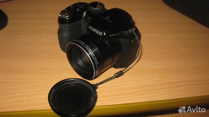 Fujifilm FinePix S2500HD