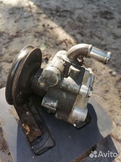 Насос гидроусилителя volkswagen passat В3