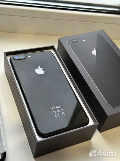 iPhone 8 plus 64gb
