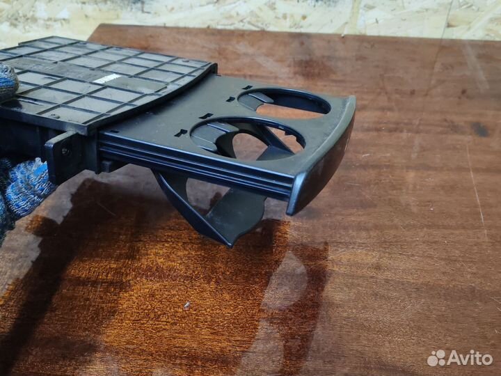 Подстаканник Киа Спортейдж 1