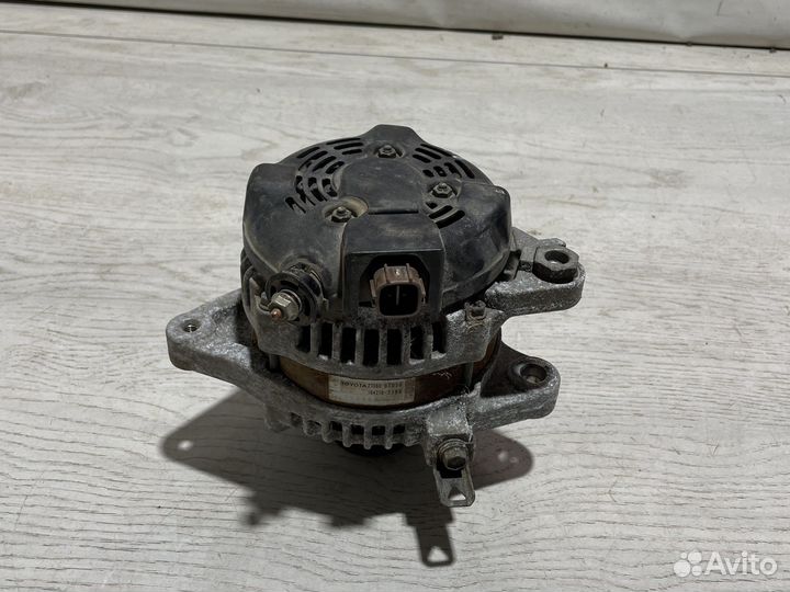 Toyota Avensis Генератор