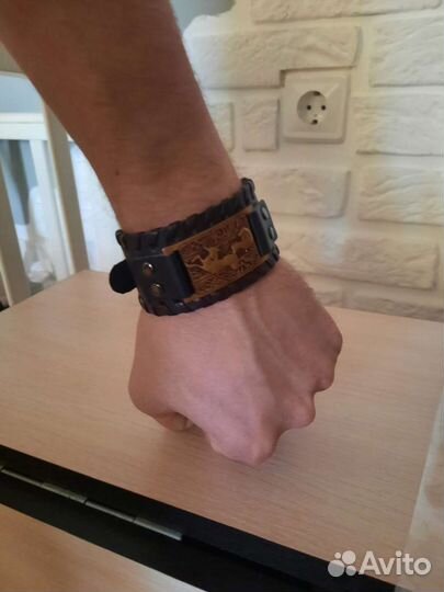 Подарок браслет