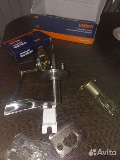 Комплект ручек для межкомнатных дверей