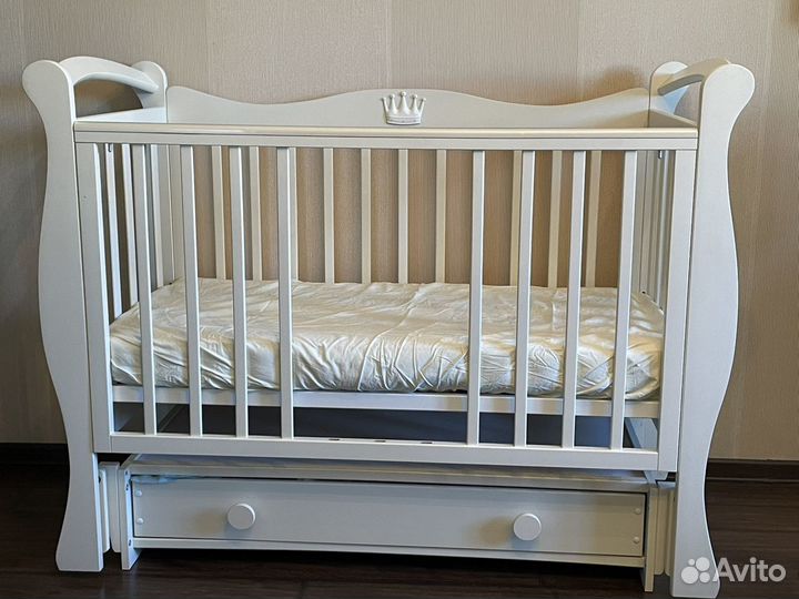 Детская кроватка с маятником лель 0-3 лет