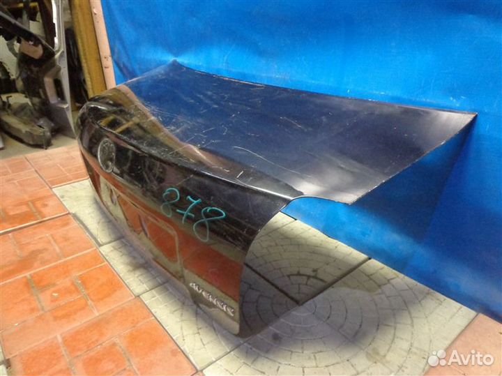 Крышка багажника Toyota Avensis ZZT251L 2003-2008