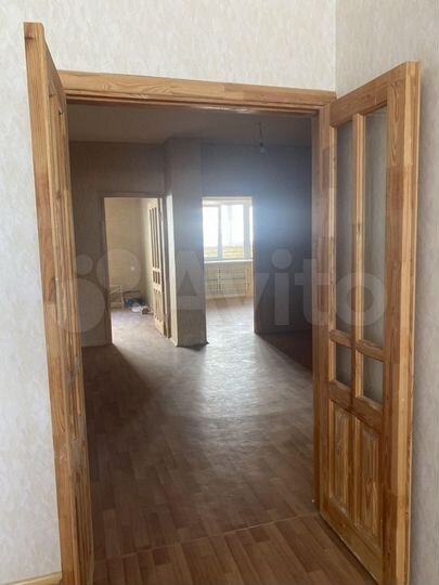 2-к. квартира, 77,8 м², 1/16 эт.