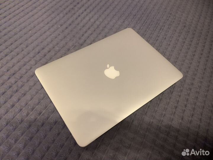Apple macbook air 13 (2014г.)
