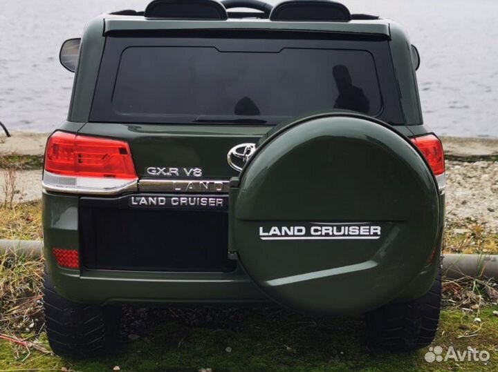 Детский электромобиль Toyota Land Cruiser 200