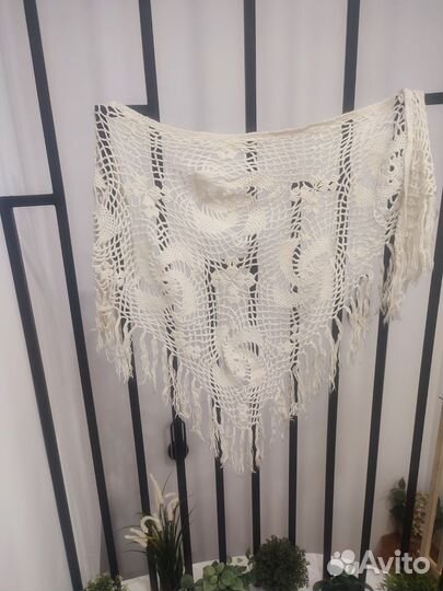 Шерстяной платок шаль