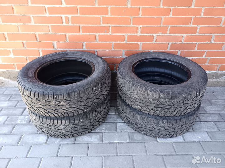 Matador MP 50 Sibir Ice SUV 215/65 R16 102T