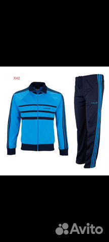 Продам спортивный костюм