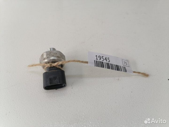 Датчик давления кондиционера Toyota Corolla E150