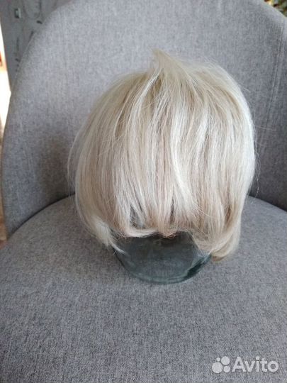 Парик из натуральных волос бу