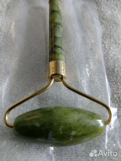 Массажёр для лица 