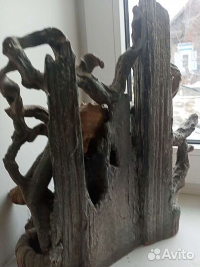 Замки для аквариума