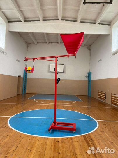 Тренажер для нападающего удара в Волейболе