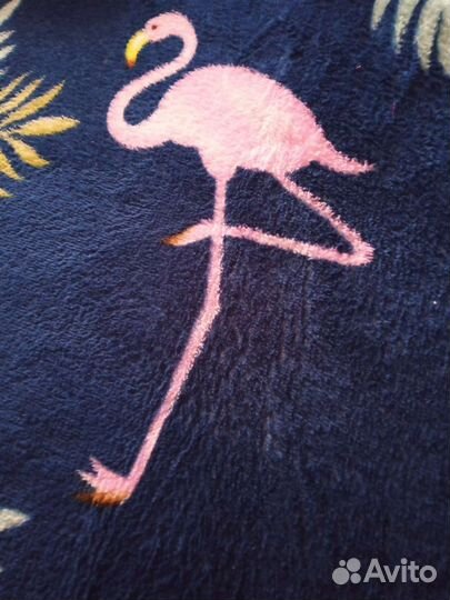 Пушистый флисовый плед