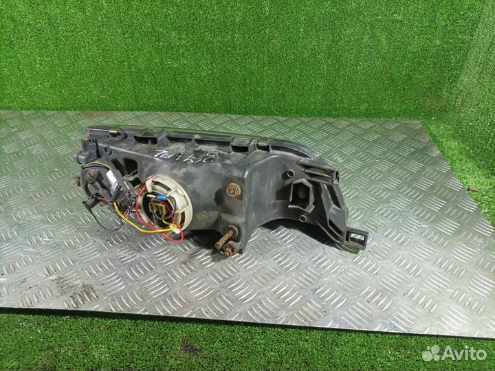 Фара Nissan Almera N15 (1995-2000)