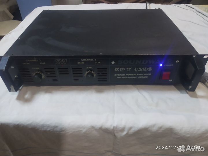 Усилитель мощности soundwave SPT 1200