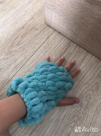 Вязаные митенки