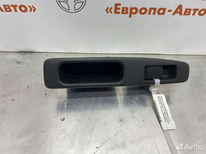 Кнопка стеклоподъемника Nissan Qashqai (J10)