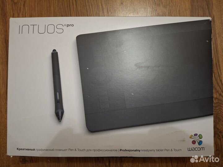 Графический планшет Wacom intuos pro