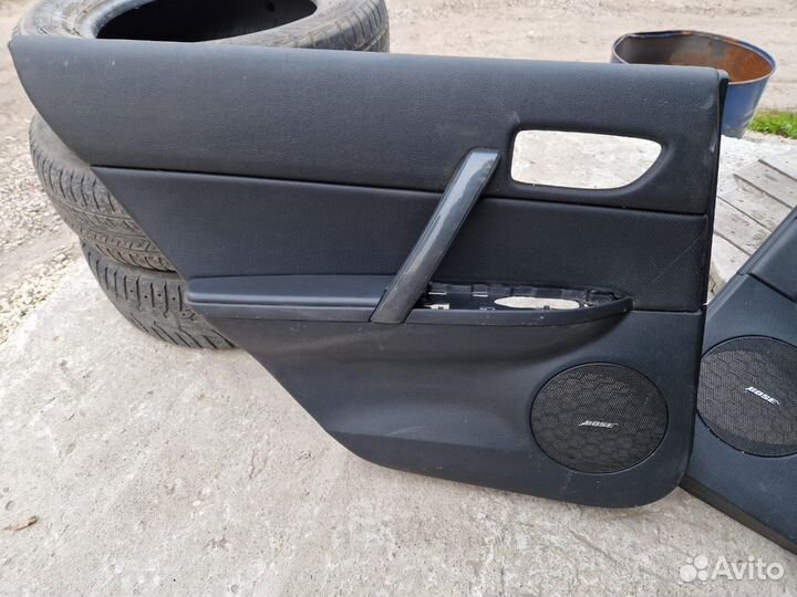 Дверные карты (обшивка дверей) на мазду GG6