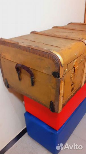 Чемодан 1908год с патифоном. Телефон - 1960год