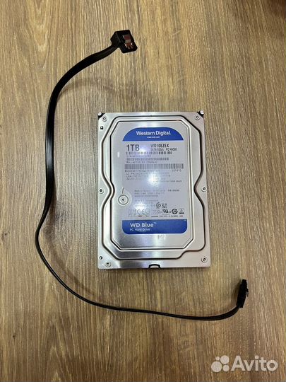 Жесткий диск 1 тб WD blue