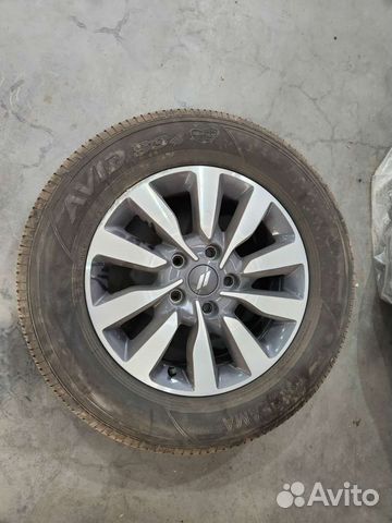 Yokohama Avid S34B 235/55 R17 104T