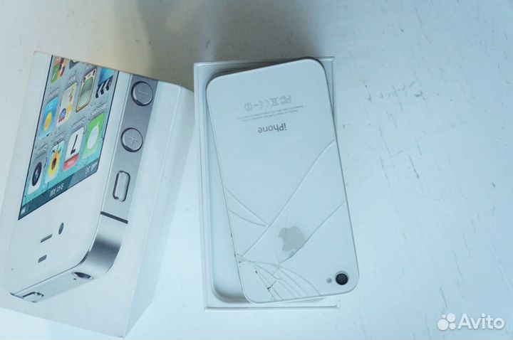 iPhone 4S, 8 ГБ