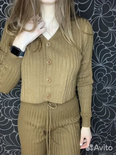 Костюм женский