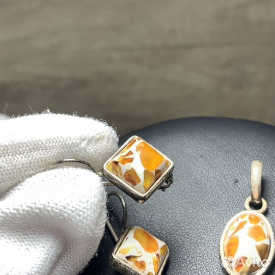 Винтажный Набор Серьги И Кулон Ретро