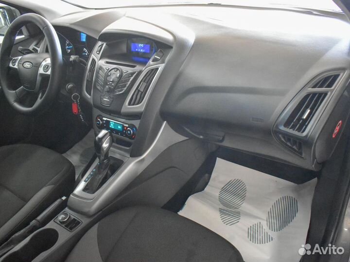 Ford Focus 1.6 AMT, 2011, 105 990 км