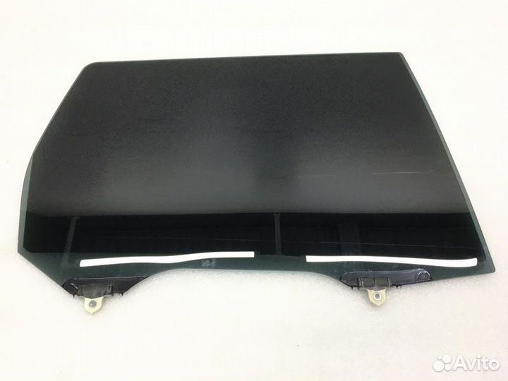 Стекло двери заднее правое Mitsubishi Outlander