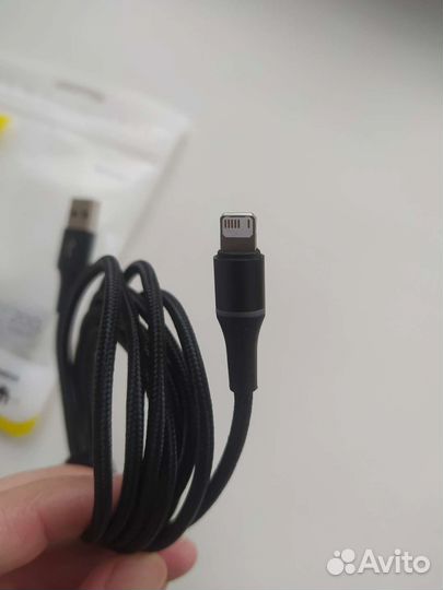 Кабель для iPhone