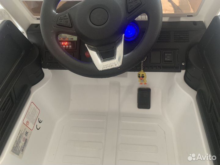 Детский электромобиль