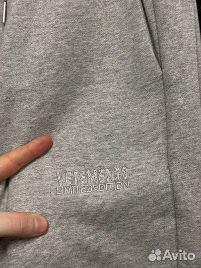 Широкие штаны Vetements limited edition