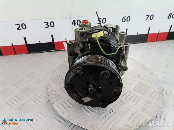 Компрессор кондиционера Ford Focus 2000 1779107