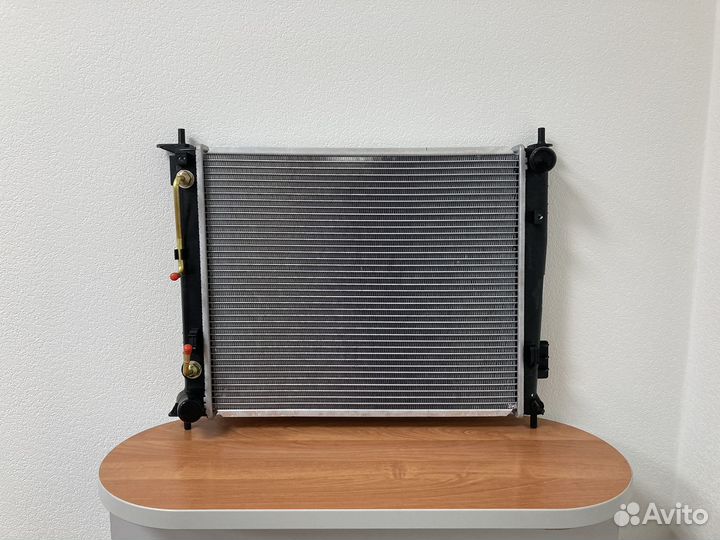 Радиатор KIA soul (09) 1.6CRDi AT