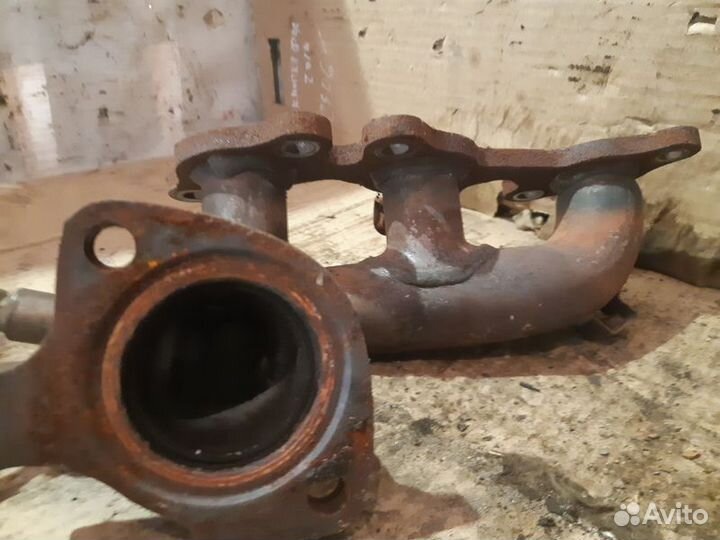 Коллектор выпускной Toyota Alphard