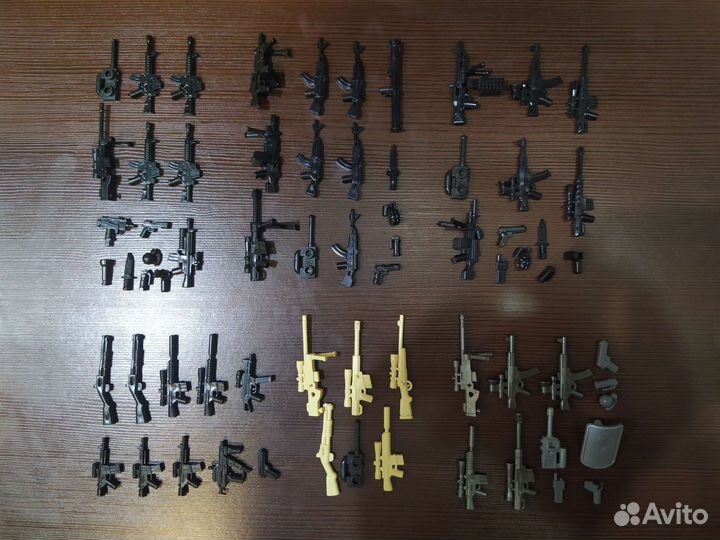 Lego аксессуары оружие много