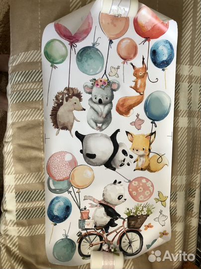 Интерьерные наклейки